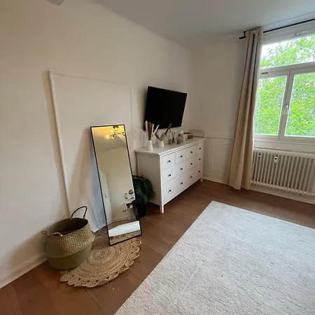 Charmante Altbauwohnung *