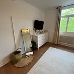 Charmante Altbauwohnung *