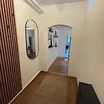 Charmante Altbauwohnung *