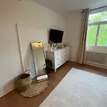Charmante Altbauwohnung Апартаменты Эрланген