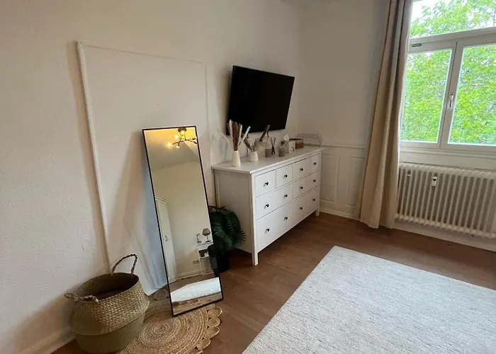 Charmante Altbauwohnung *